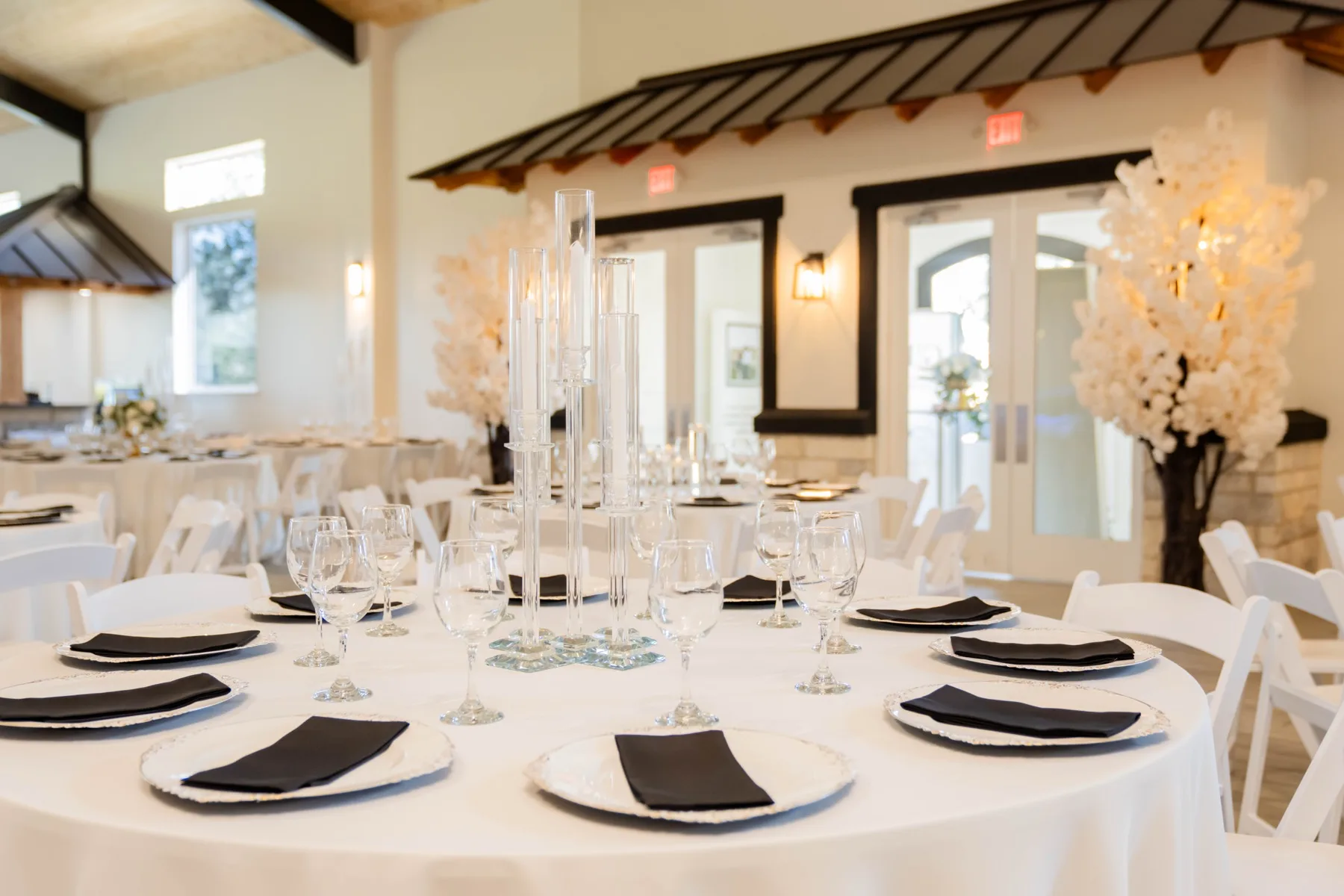 Food service display at Casa Santa Cruz